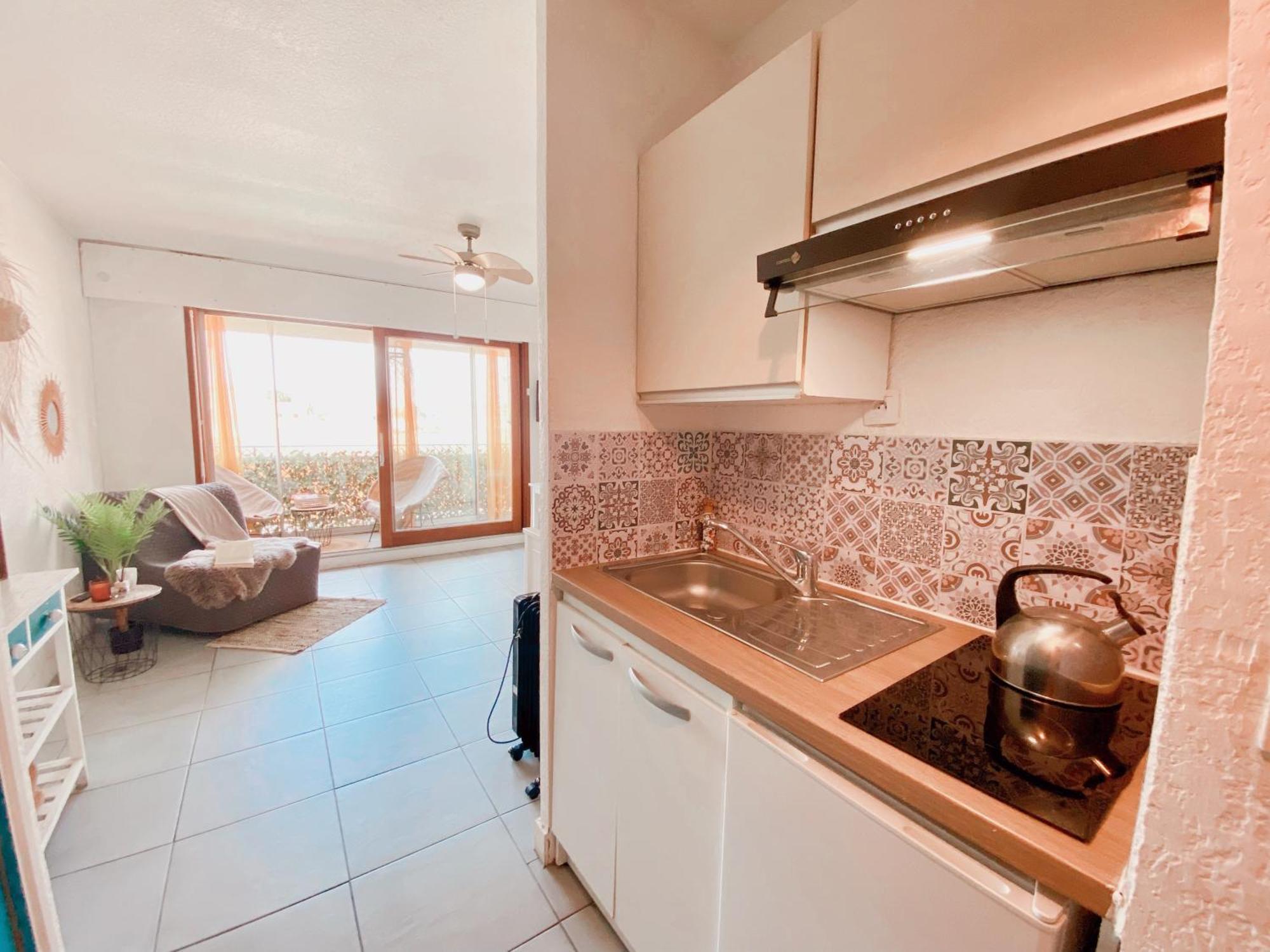 Appartement Coup De Coeur Avec Parking Et Piscine - 131 Canet-en-Roussillon Exteriör bild